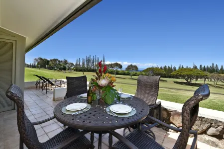 Summer Special! Live Inspired in the Beautiful Kapalua Villa – No Resort Fees! Отели рядом с достопримечательностью «Капалуа Теннис Гарден»