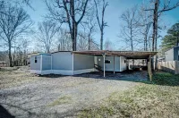 Lake Harbor Landing - Cozy Cottage on the Rez