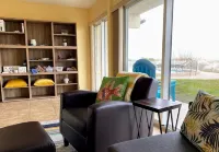 Oceanfront Beachdrifter - 2/2 Condo with lawn - no stairs, best parking - جاكوزي