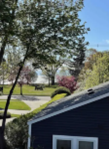 Large,  2-King /2Bath cottage  Pool Fireplace,  pool table, Beach fire pit,