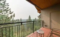 Best Location and layout at 7th Mountain 1024 SF 2 Bed/2 Bath - Pet Friendly