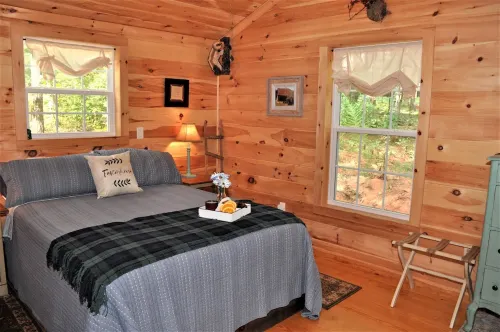 Luxury cabins in the foothills of the Blue Ridge Mountains