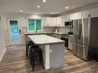 Hidden Hideway, fully furnished home perfect for family get aways! Hotels in Melrose Township