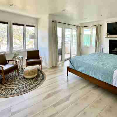 Catalina Dreamin' // Your Ultimate Island Getaway! // Remodeled 3 Bed + 2.5 Bath Rooms