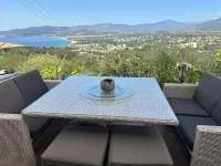 Le Vignoble: Havre de Paix 2 ou 4pers à Porticcio Avec Piscine Privée et vue mer