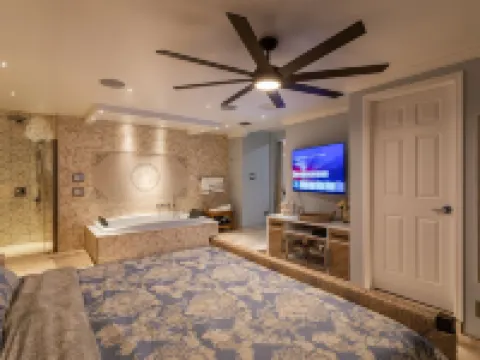 Private Luxury Pool & Spa Retreat – Great Location Hotels in Boynton Beach