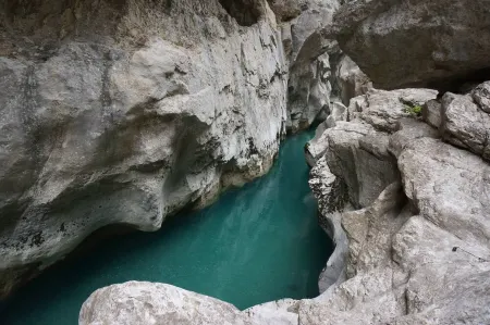 LE THYM - AIR-CONDITIONED VILLAGE HOUSE WITH FREE WIFI