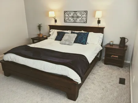 Dream Location Minutes From Big & Little Cottonwood Canyon