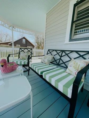 Charming Victorian Bike to Shops, Mins to Antiques & Wedding Venues