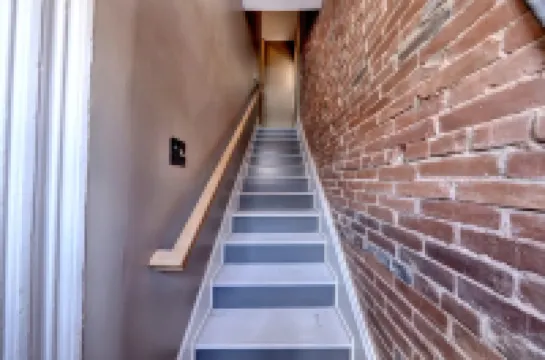 Perfect Location:  Historic Downtown  Guesthouse