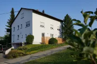 Ferienwohnung Traumhafte Lage zw. Obstplantagen