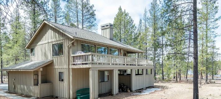 Steps to the SHARC, walk to the Village/Ft Rock, 3 BDR Suites/Hot Tub/Central AC Hotels in Sunriver