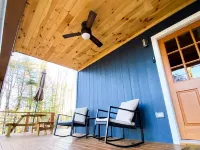 Charming Cottage Near Downtown, Parkway, and Biltmore