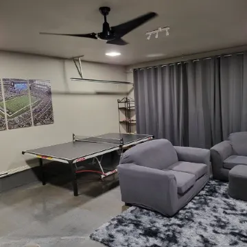 4 Bedroom-2 King Beds GREAT location, minutes to AT&T Stadium and DFW Airport!