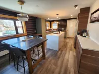 Mid Century Gem! Close to campus, downtown and bus stop. Clean and comfortable. Hotels in Gunnison