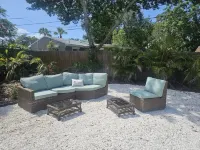 Modern Relaxing Retreat in St. Petersburg! Downtown Access & The Beach!