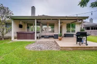 ✫Gorgeous Round Rock Villa | Sleeps 8 | Hot Tub✫