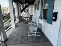 1st-floor, 4-bedroom home, 1 block from beach in Ocean City, NJ