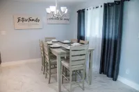 2000 sq ft, 3 bed 3 bath & large game room