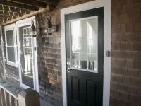 Charming 1-bedroom condo in East End of Provincetown with parking. Hotel a Provincetown