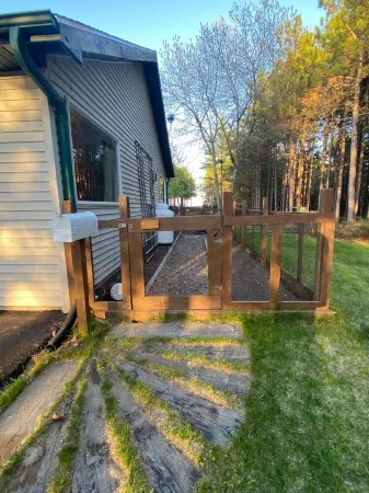 Peaceful Cottage on Lake Michigan Отели в г. Manitowoc County