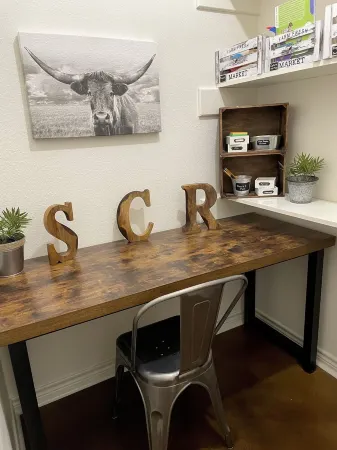 5 bedroom house w/pool -- private ranch just 1 hr from Waco