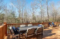 Modern Mountain Getaway in Connestee Falls now with a Tesla charger!