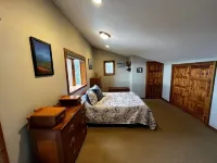 AUGUSTINE SEA WATCH PRIVATE PEACEFUL AND SECLUDEDENJOY this truly Alaskan Home!