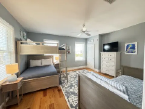 Sandpiper Cottage - Fantastic Beach Front Property on Georgia Coast w/ Elevator!