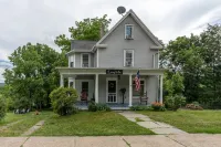 LaceyVilla - Huge home in Endless Mountains