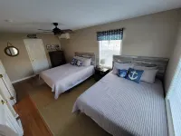 PRICE DROP - HIGHLY RATED! Cozy, single family home close to beach and golf