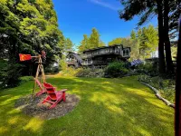 The Green House: Killington's Most Unique Ski Home 4 Bedroom Home Hotels near Pico Mountain Ski Resort