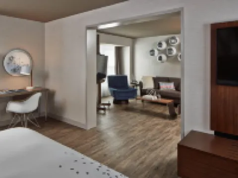 The Del Monte Lodge Renaissance Rochester Hotel & Spa Hotels in Rochester