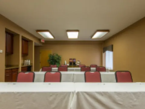 Hampton Inn White River Junction Hotels in Hartford