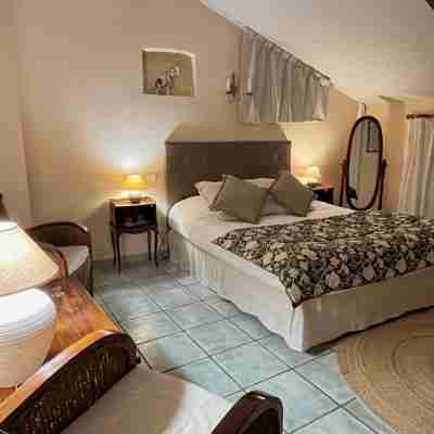 Logis Hôtel la Bastide des Monges Rooms