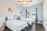 Stay Downtown Waco! Close to Magnolia, Baylor, Cameron Park Rogers School of Engineering and Computer Science周辺のホテル