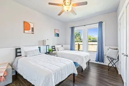 Stay Downtown Waco! Close to Magnolia, Baylor, Cameron Park