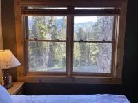 Winter Wonderland Ski in Out Pool Spa 360 Views Cozy with Amenities Galore!Lodge