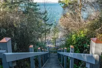 Amenity-Packed Waterfront Island Retreat