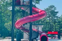 Huge 5Br Cabin Retreat with Game Room & Nature Views