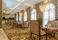 The Grand Palace Hotel - 5-Star