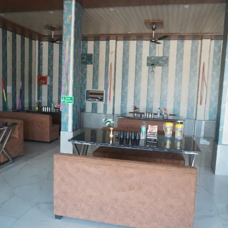 Ram Basant Hotel & Resturant
