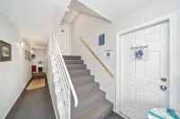 Blue Octopus #1 Ocean View. Beach Access