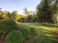 Sleeps 2-6 Adults (1-3 cpls Hotels in Antrim County