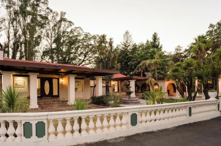 Villa Terra Bella, by Vinifera Homes