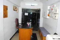Sai Murugan Lodge - Parking