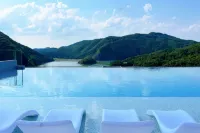 Belle Fore Resort - Pools