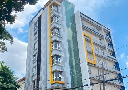 Lynt Hotel Jakarta