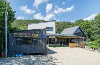 Changwon Hostel Black Pearl Pension