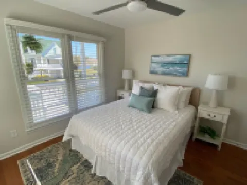 FULLY RENOVATED: pool, walk to beach, water views!